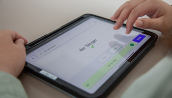 KI-gestützte Therapie mit der myReha-App: Wie die Rehaklinik Tschugg neue Massstäbe setzt